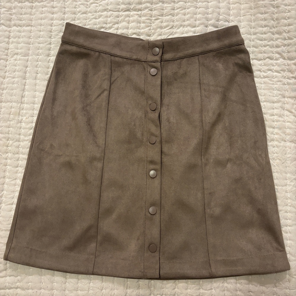 Tahari suade skirt size 8